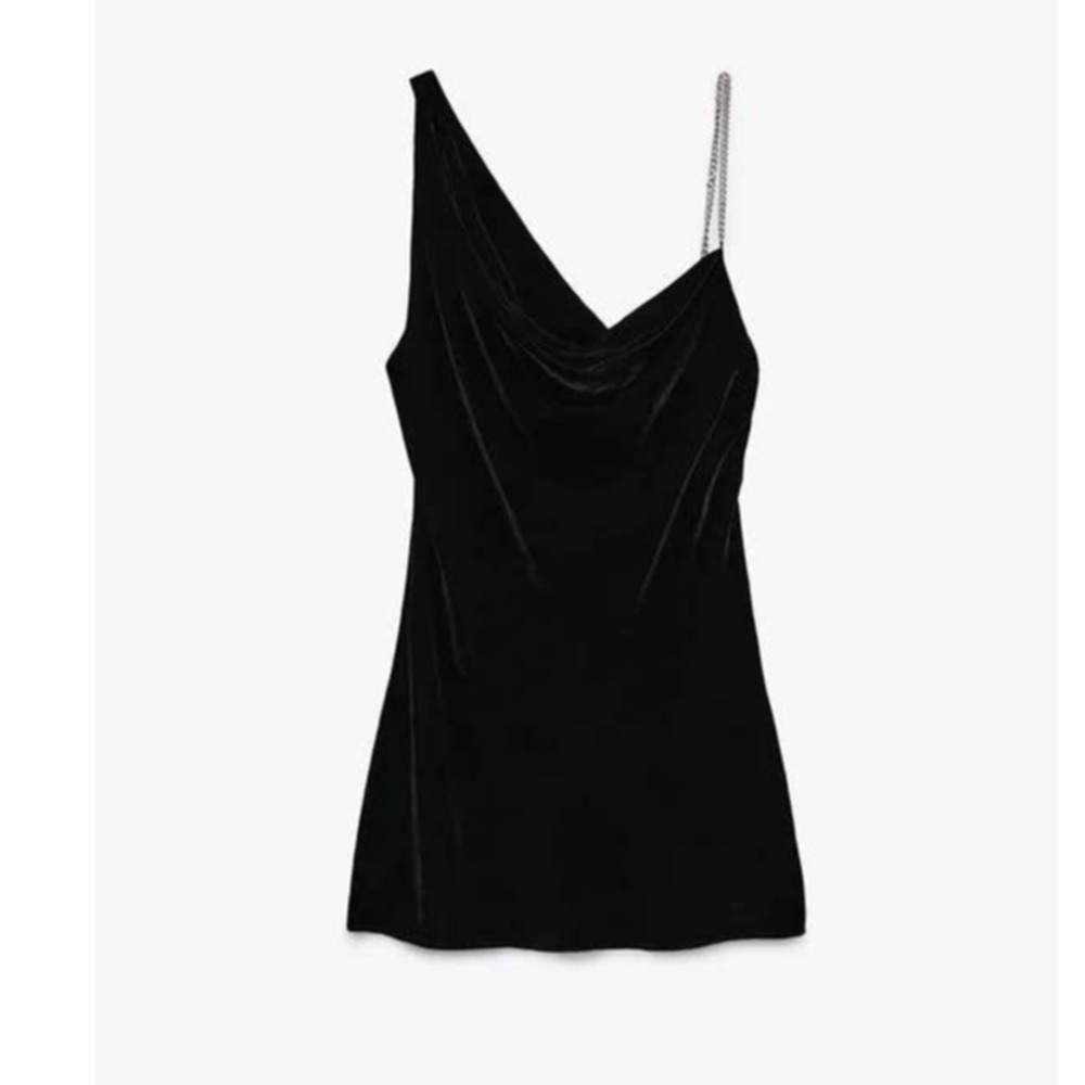 ZARA Blogger Black Velvet Asymmetric Chain Velvet Dress 9274/507 Small NWT - Picture 3 of 6
